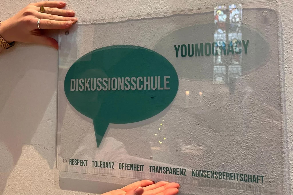 Verleihung des Schulsiegels Diskussionsschule
